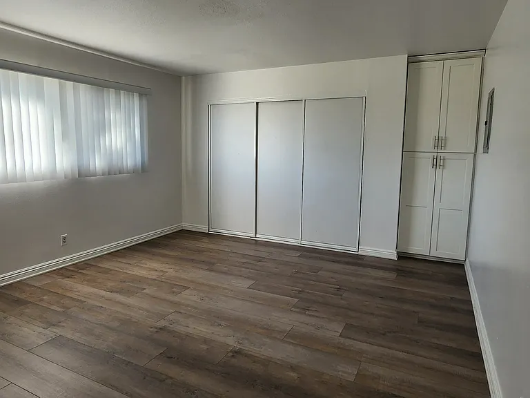 Hunt Pk Apartments — Photo 13