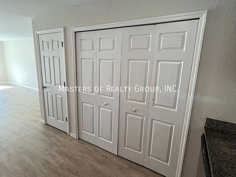 9003-9005 N Mendoza Way — Photo 5