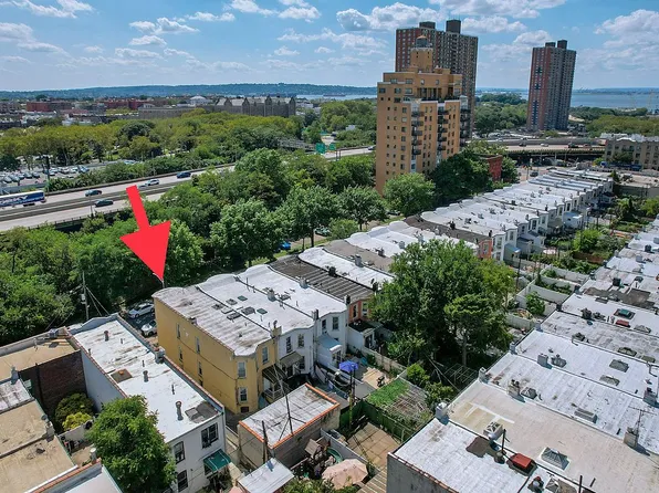 469 64th St, Brooklyn, NY 11220