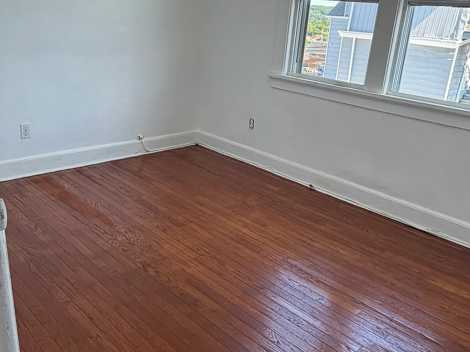 2 bed, $2,050 — Photo 3