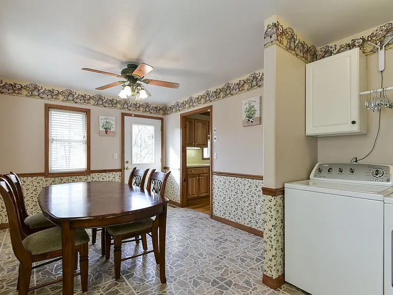 5558 State Highway 265 — Photo 15