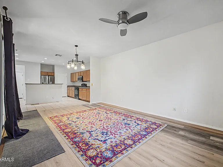 1944 N 77th Gln — Photo 6