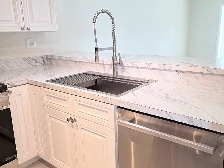 11462 W Bayshore Dr — Photo 5