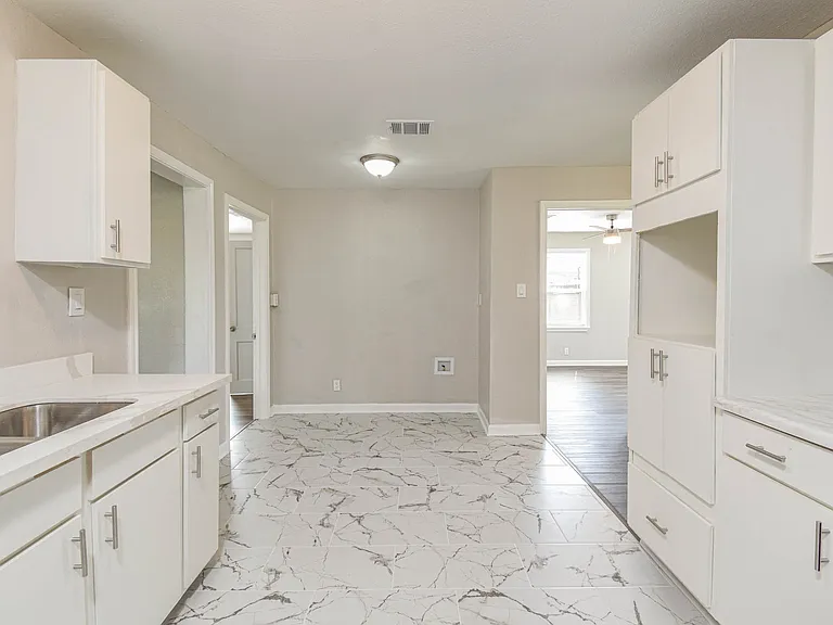 3709 Gager St #1 — Photo 1
