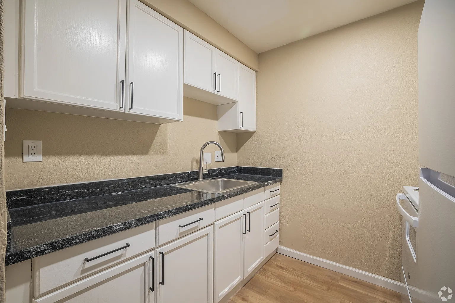 420 Grangnelli Ave #33 photo 1