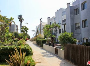 25 1/2 Voyage St, Marina Del Rey, CA 90292