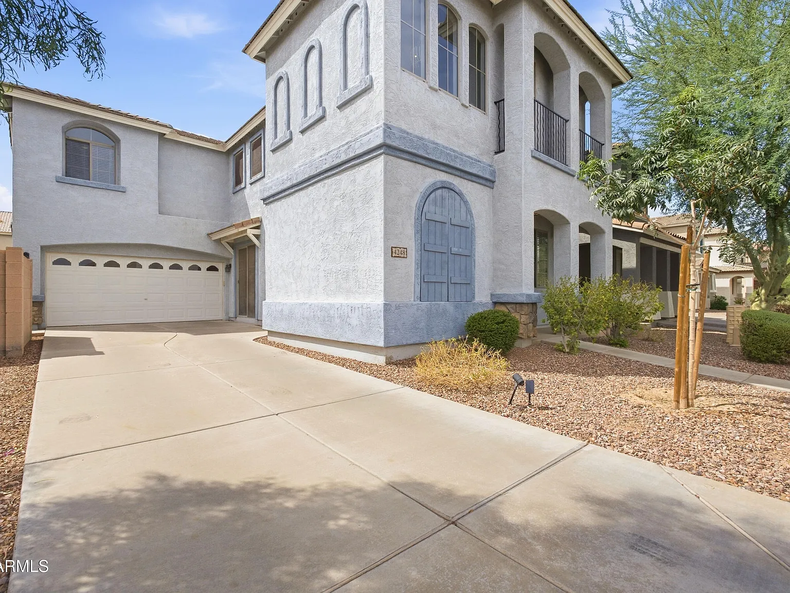 4 bed, 2.5 bath, 2006 sqft, $2,500 — Photo 4