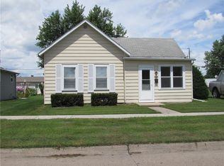 409 W Pearl St, Knoxville, IA 50138