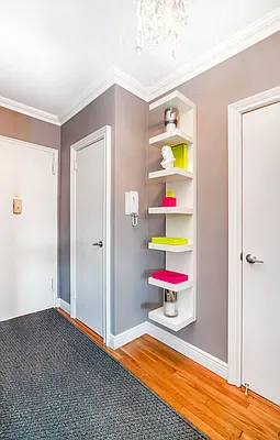 Sold by Compass | media 18