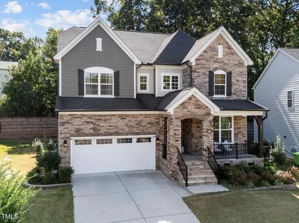 8813 Moss Glen Dr, Raleigh, NC 27617