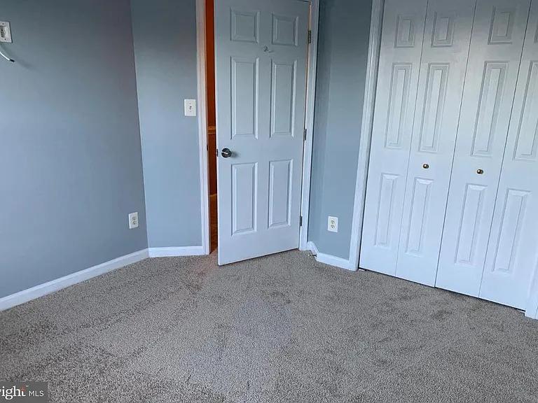 13689 Saint Johns Wood Pl — Photo 8