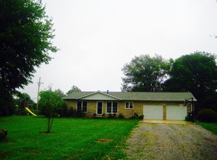 488 County Road 1140 E, New Haven, IL 62867