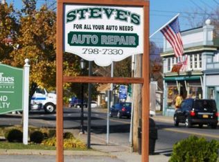 93 Main St, Pine Bush, NY 12566