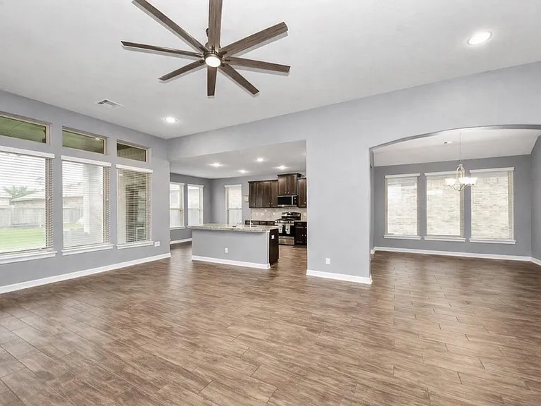 24523 Eucalyptus Way — Photo 11