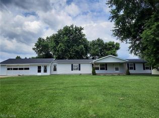 431 Grand Ave, Senecaville, OH 43780