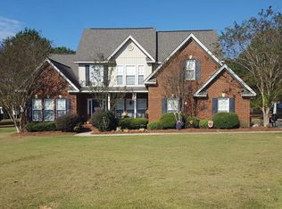 10 Copper Ridge Rd, Deatsville, AL 36022