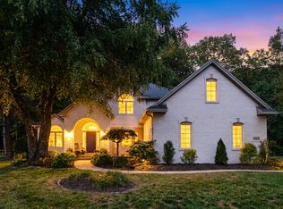 4090 Deerfield Woods Dr, Lambertville, MI 48144