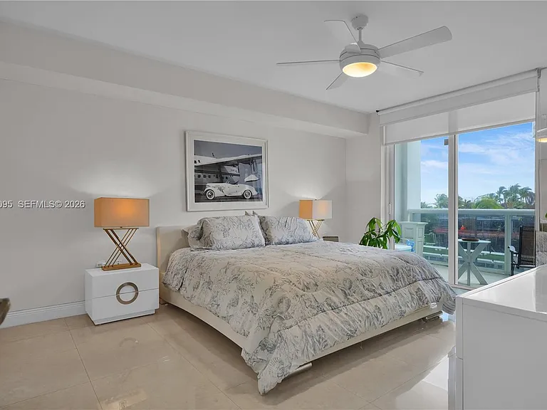 10275 Collins Ave #315 — Photo 14