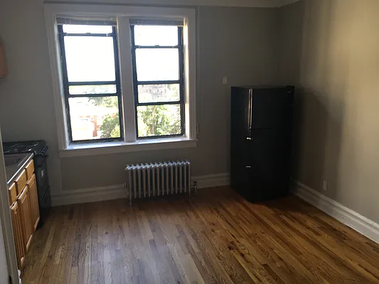 Rented by Chana Ofek, LREB | media 10