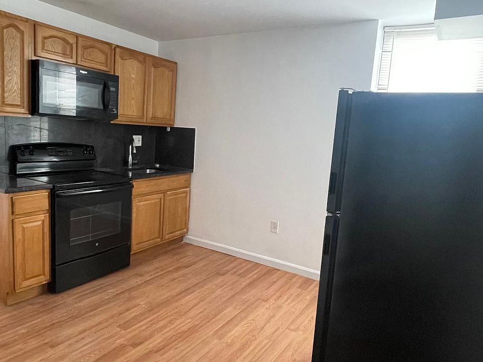 1st image of 234 N 10th St #2B