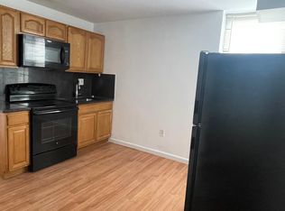 234 N 10th St #2B, Philadelphia, PA 19107