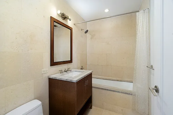 Rented by Nest Seekers International | media 6