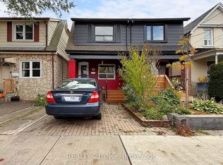 92 King Edward Ave, Toronto, ON M4C 5J6
