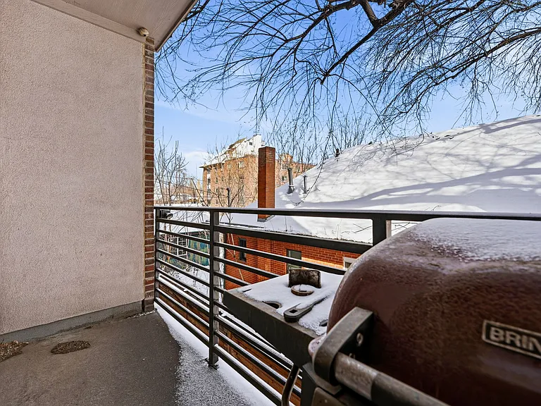 Side Balcony