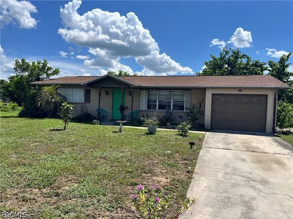 1515 Medford Pl, Lehigh Acres, FL 33936