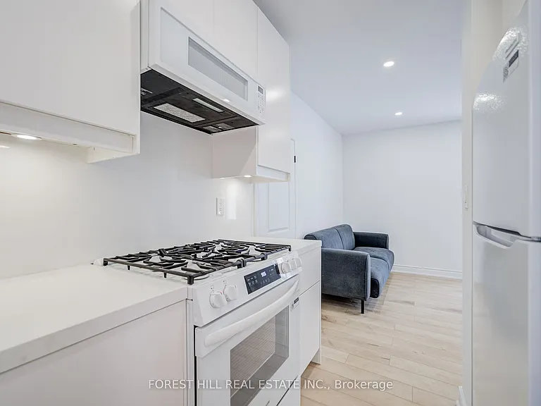 85 Vaughan Rd #5 — Photo 15