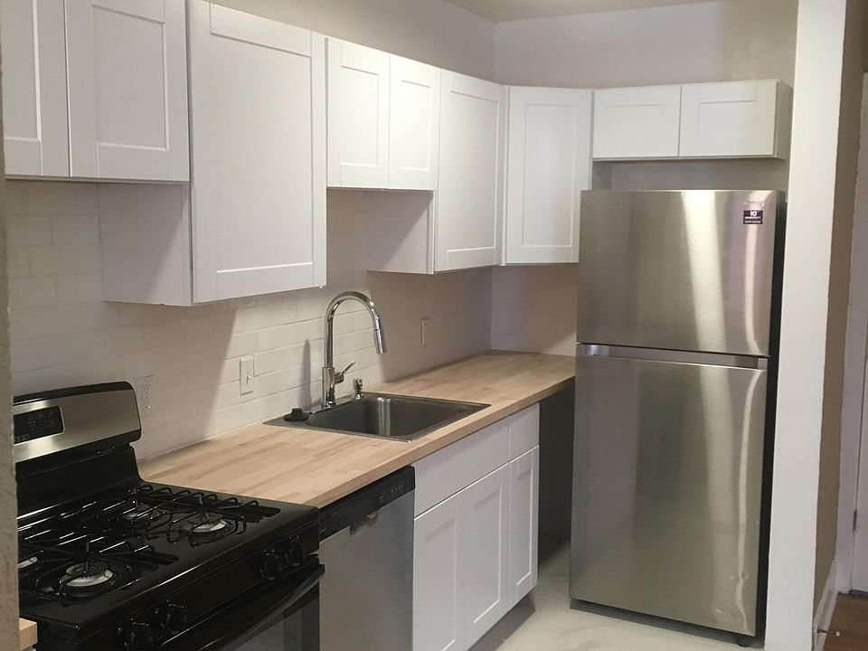 1st image of 1275 N Pearl St APT 15