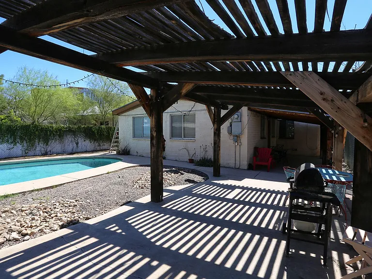 1521 E Mabel St #A — Photo 9