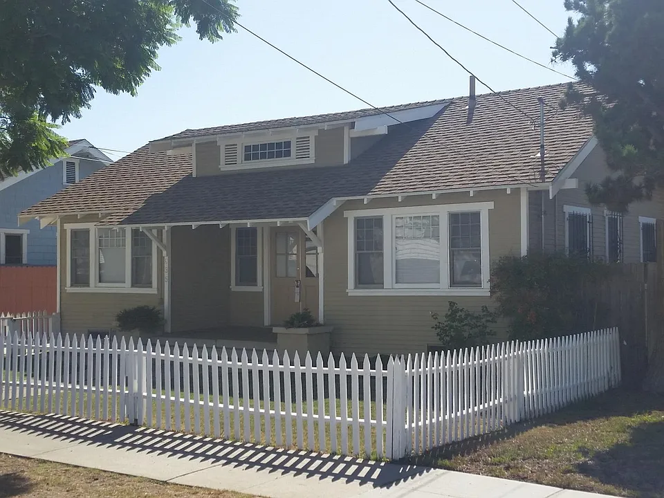 935 Freeman Ave #B