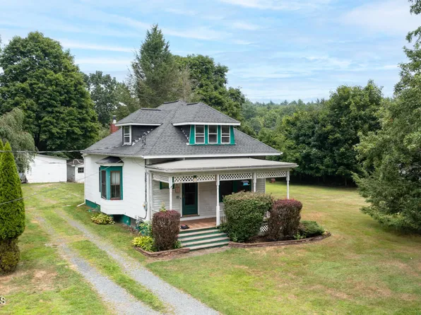 85 Elliot Road, East Greenbush, NY 12061