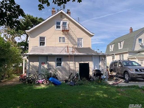 5th image of 250 John St