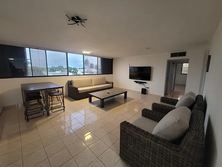 2310 Calle Laurel #1F — Photo 2