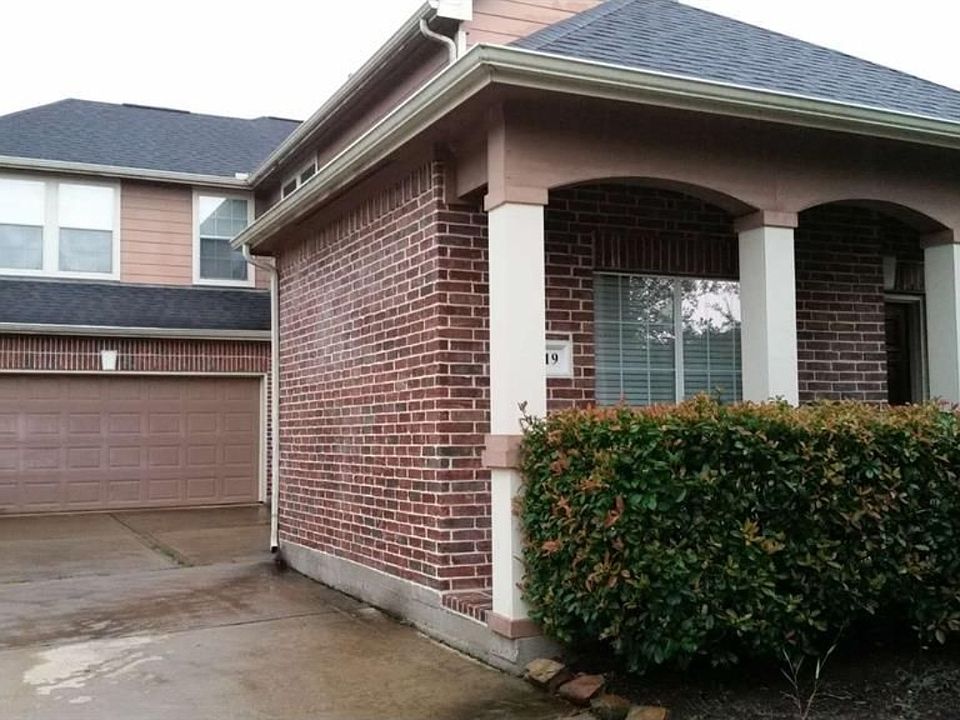 1st image of 6219 Cameron Cove Ln