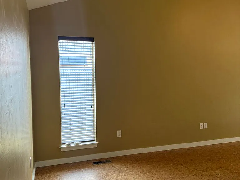 353 N Ferguson Ave — Photo 5