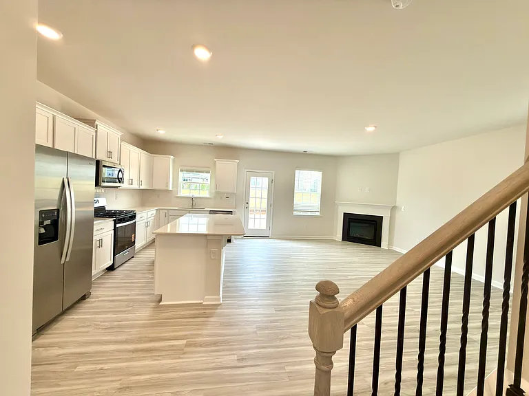123 Pecan Grove Ln — Photo 24
