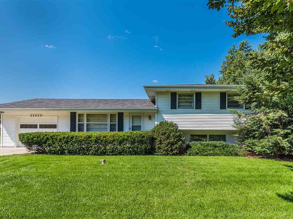 1st image of 55825 Oak Manor Pl