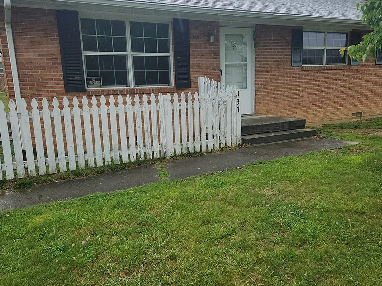 137C Armstrong St #137 — Photo 1