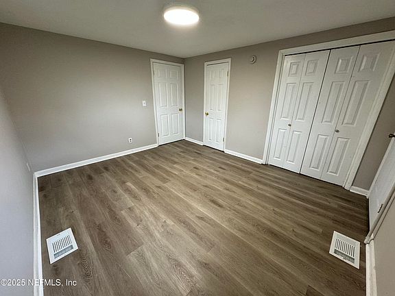 3rd image of 5612 OLIVER Street