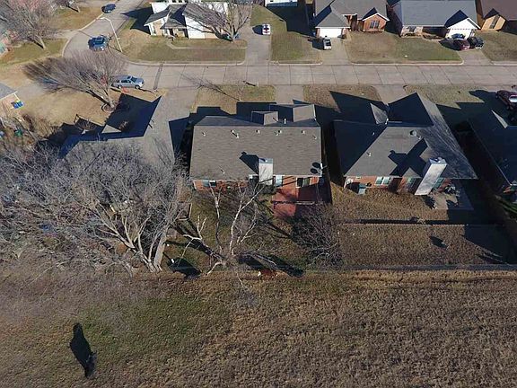 4th image of 112 S Abbey Ln