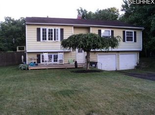 3671 Burkey Rd, Youngstown, OH 44515