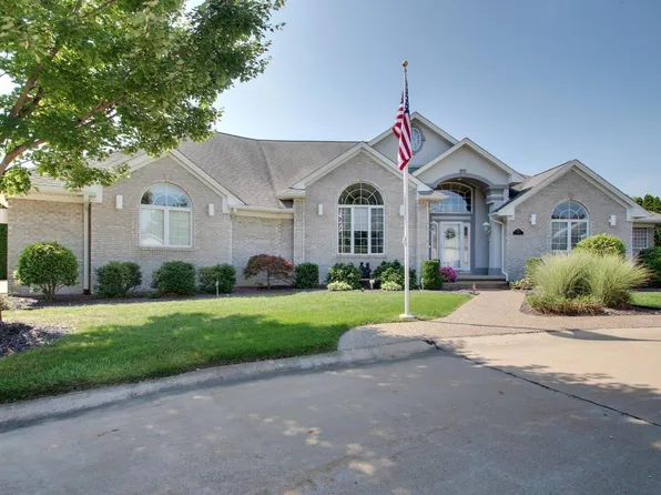 4932 Lake View Dr, Quincy, IL 62305