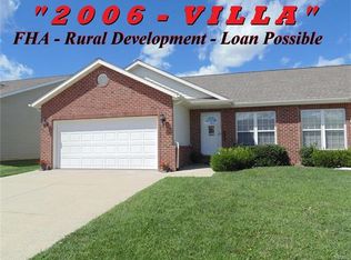 25 Auburn Ct, Highland, IL 62249