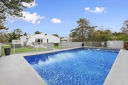 1st image of 47 Maidstone Dr