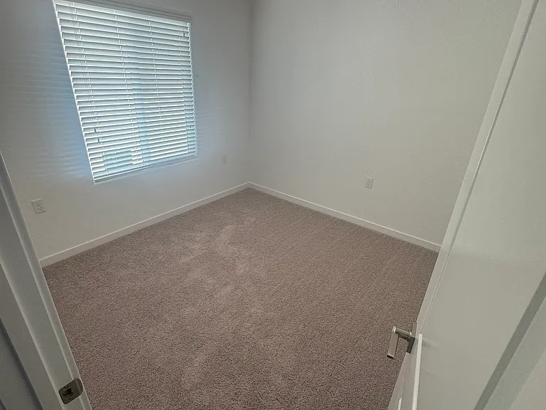 2933 E Veleta Dr — Photo 15