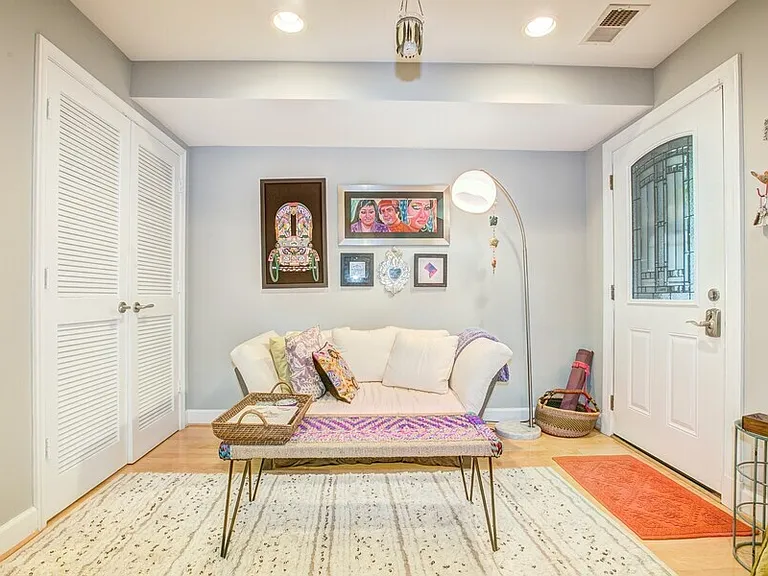 6 Rhode Island Ave NW #3 — Photo 6