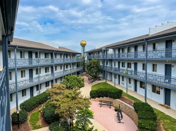 Maplehurst Park Apartments